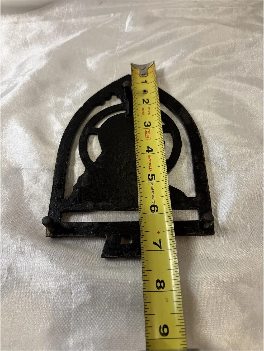 Vintage Antique Cast Iron Religious Trivet of Jesus Hot Pot/Pan Holder w/3 Legs